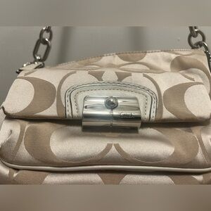 Coach 2 Way Crossbody or Shoulder Bag Adjustable Strap Y2K EUC